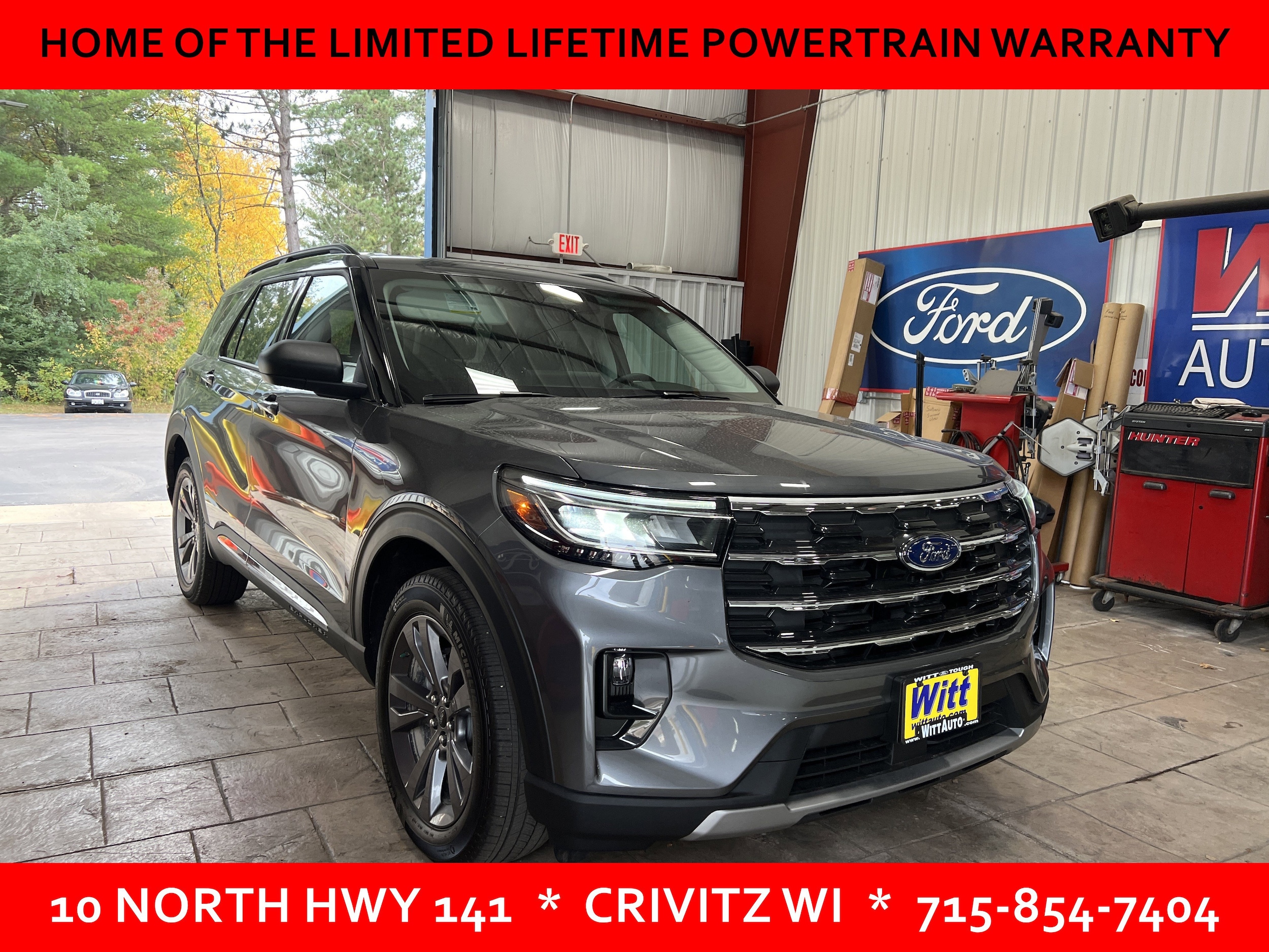 2025 Ford Explorer Active's photo