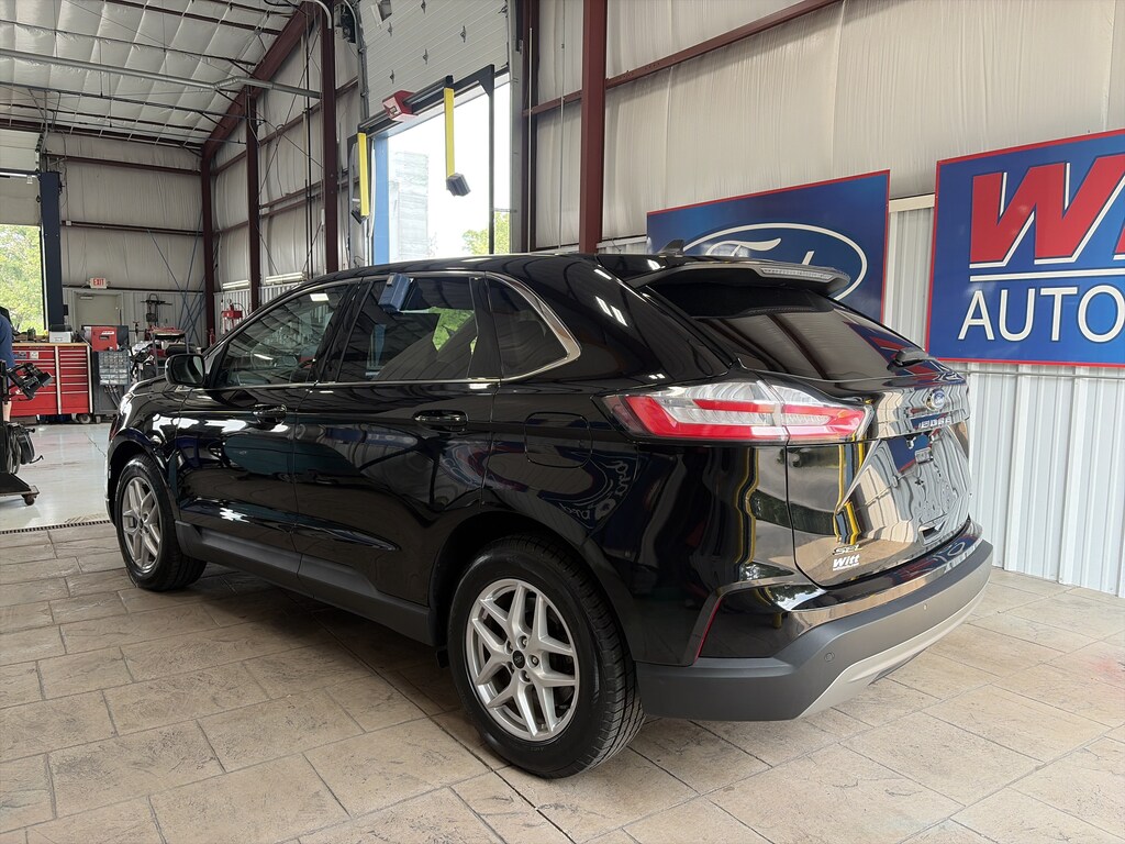 Used 2024 Ford Edge