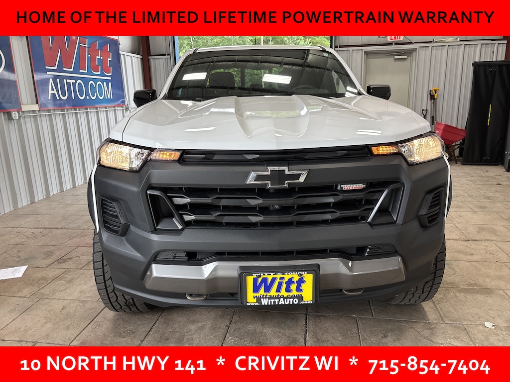 Used 2024 Chevrolet Colorado 4WD Trail Boss 4WD Crew Cab Trail Boss