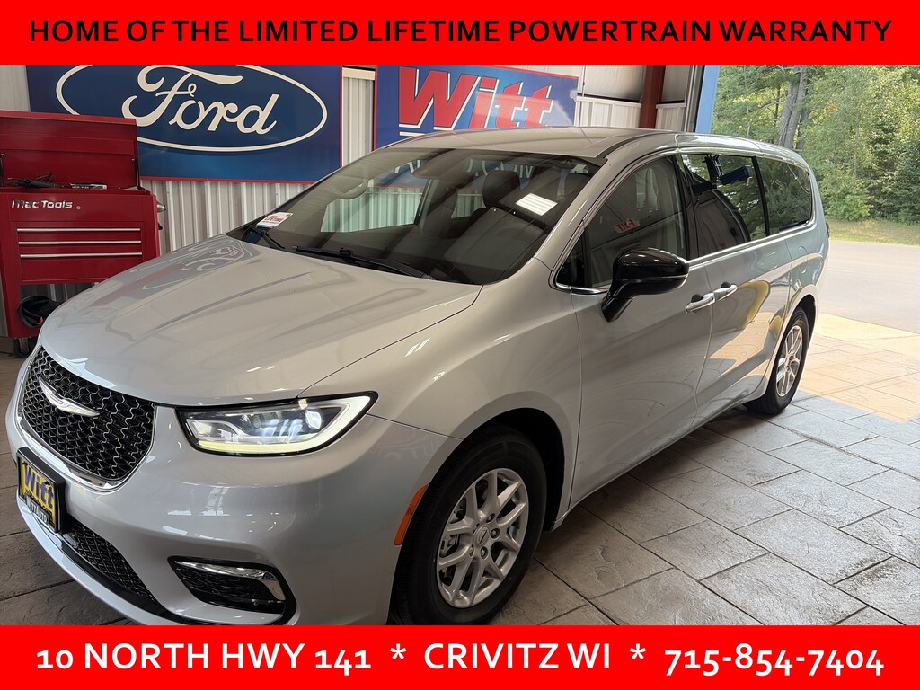 Used 2024 Chrysler Pacifica Touring L Touring L FWD