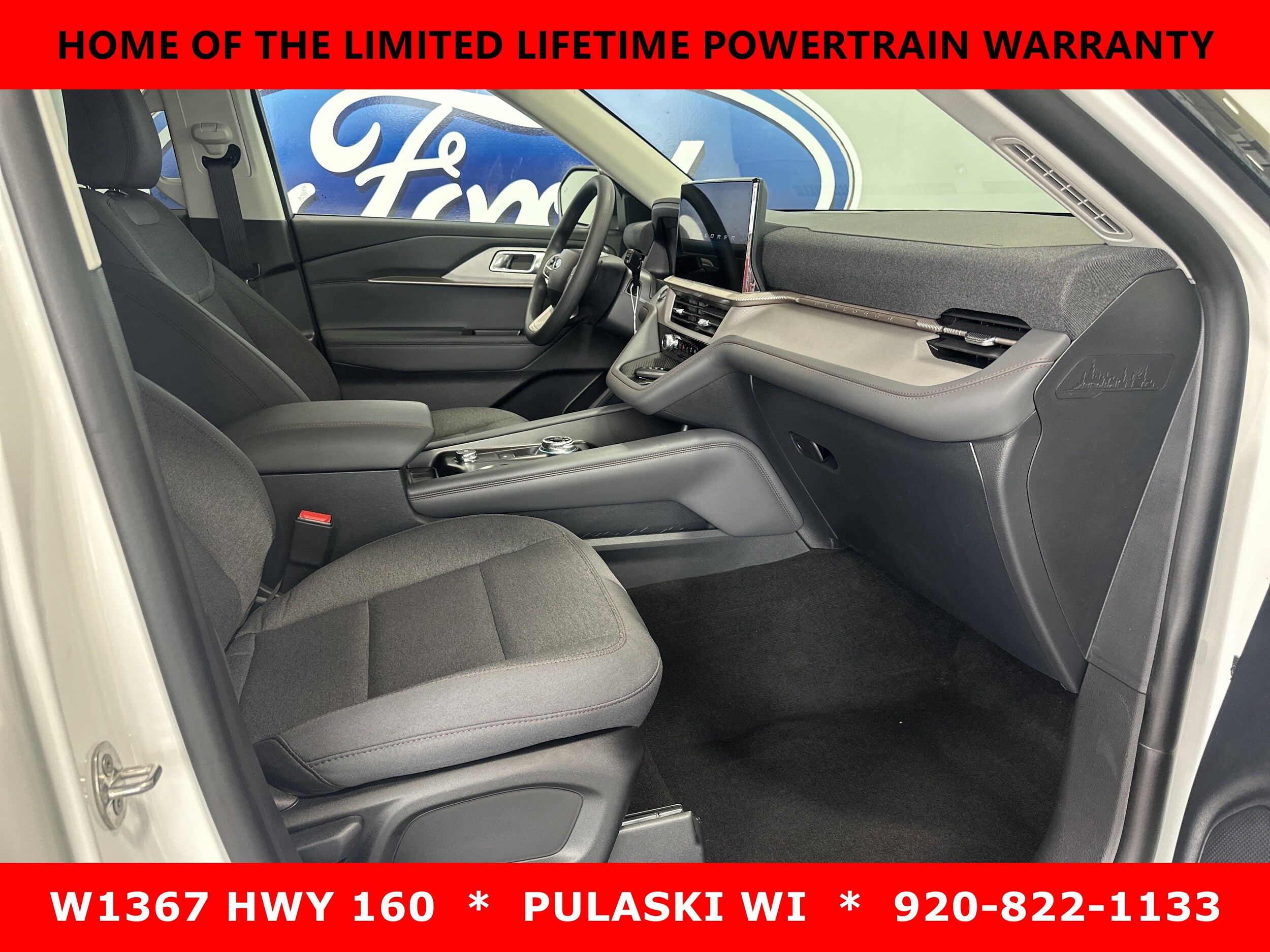 2026 Ford Explorer photo 3