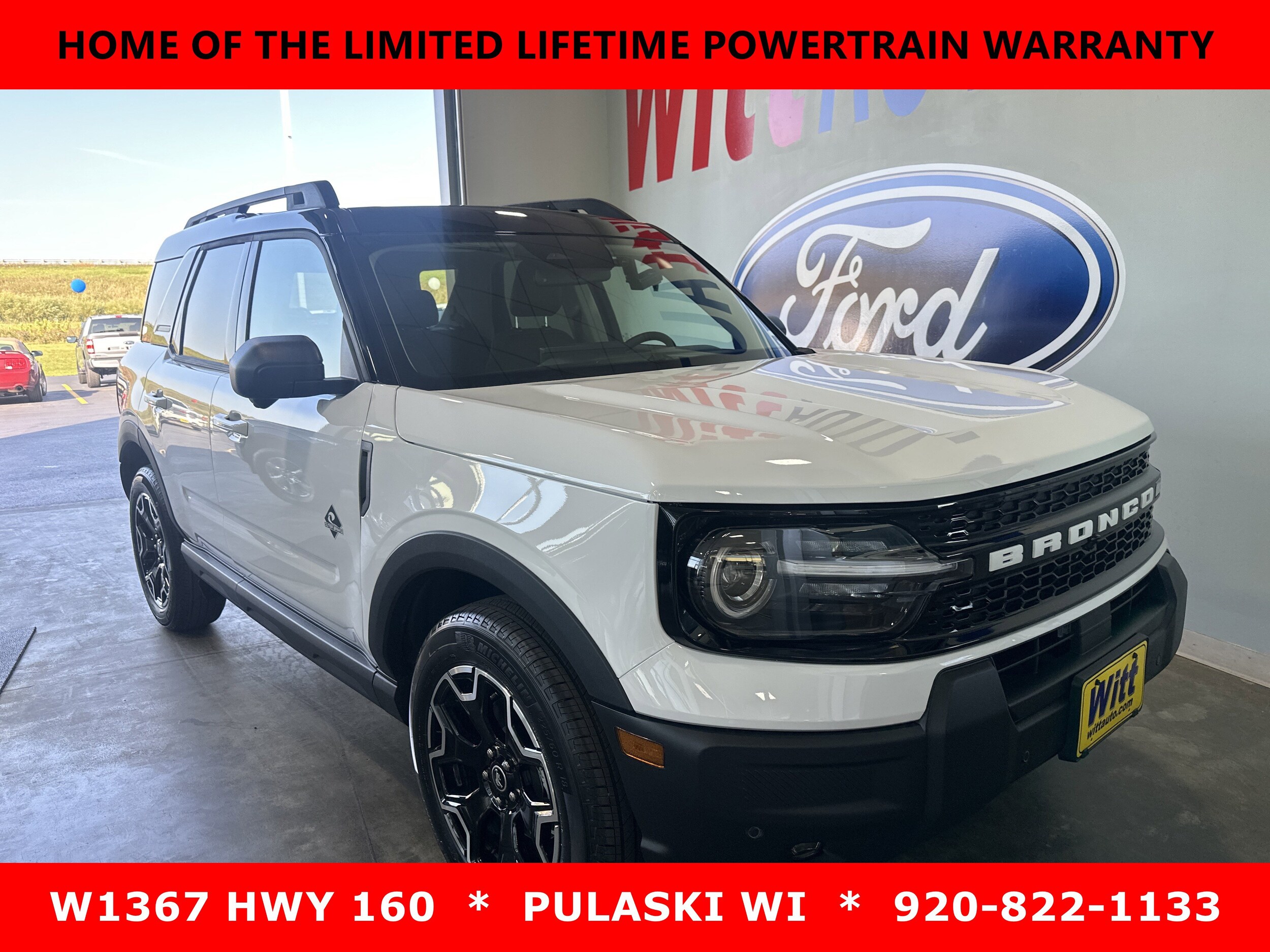 2025 Ford Bronco Sport Outer Banks photo 3