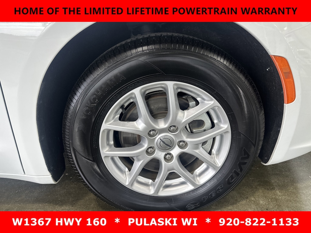 Used 2023 Chrysler Pacifica Touring L Touring L FWD