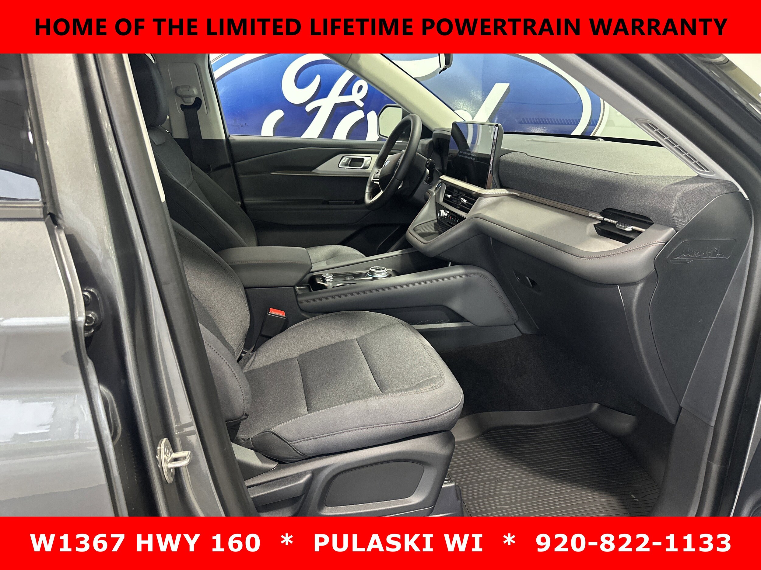 2026 Ford Explorer photo 4