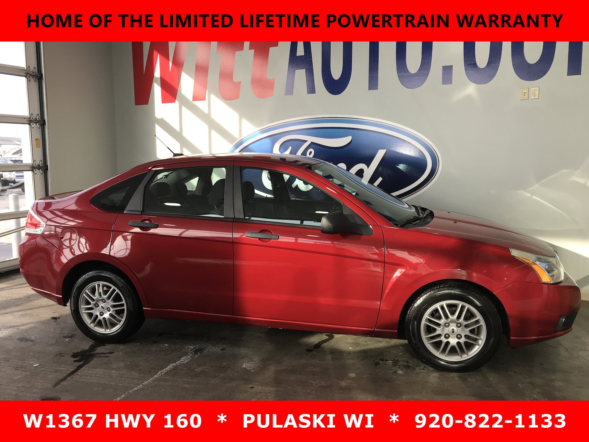 2010 Ford Focus SE's photo