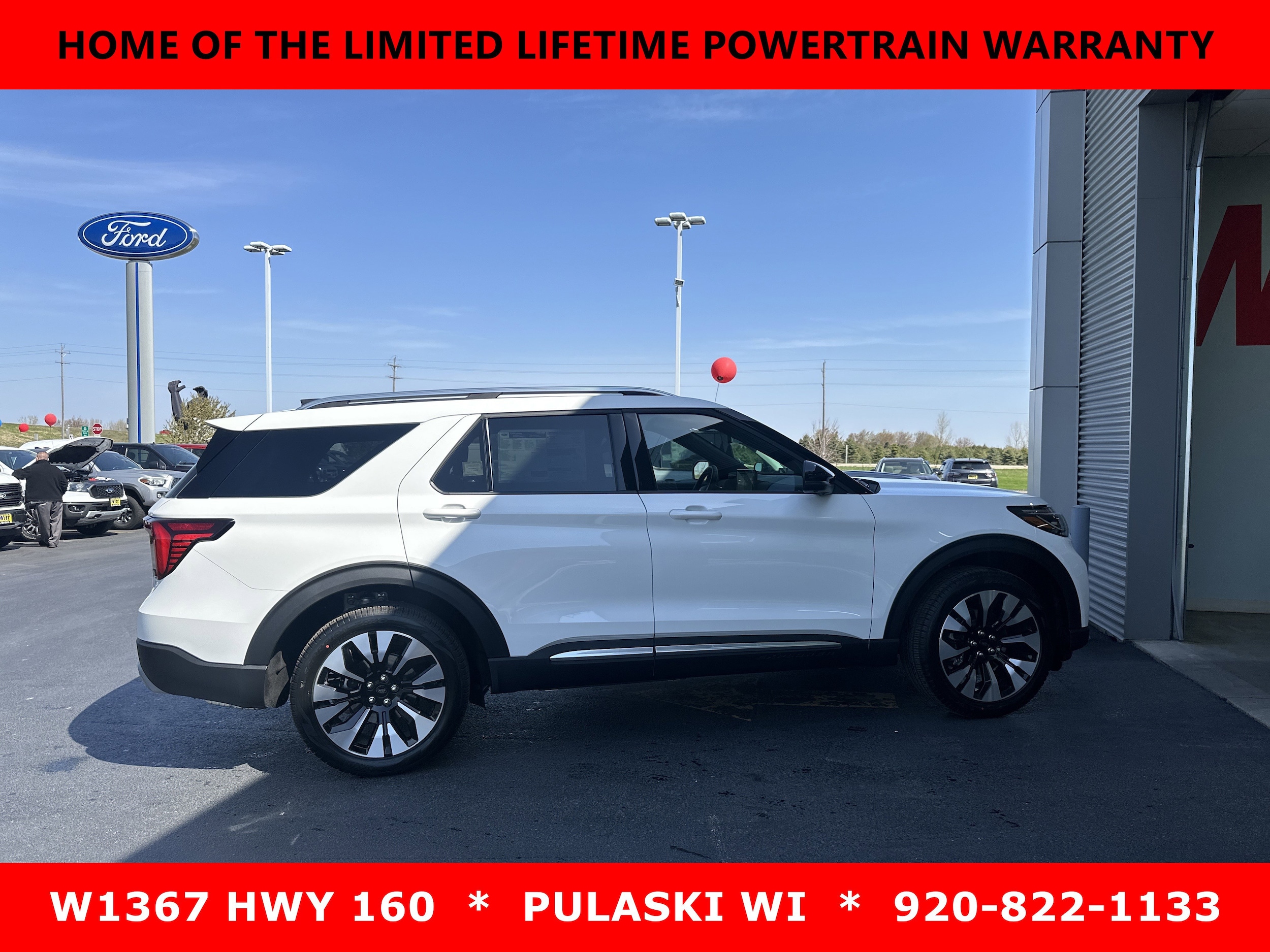2026 Ford Explorer Platinum 4WD's photo