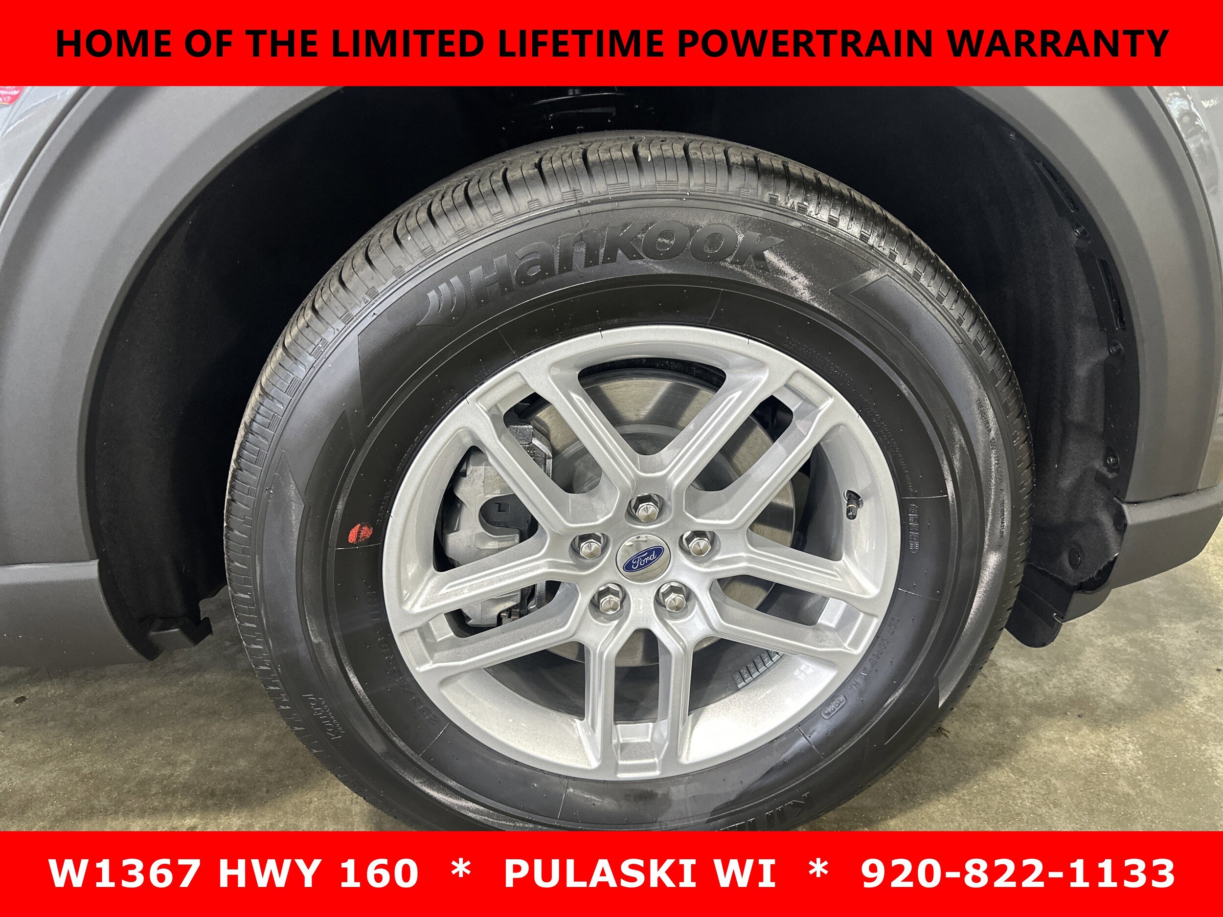 2026 Ford Explorer photo 2