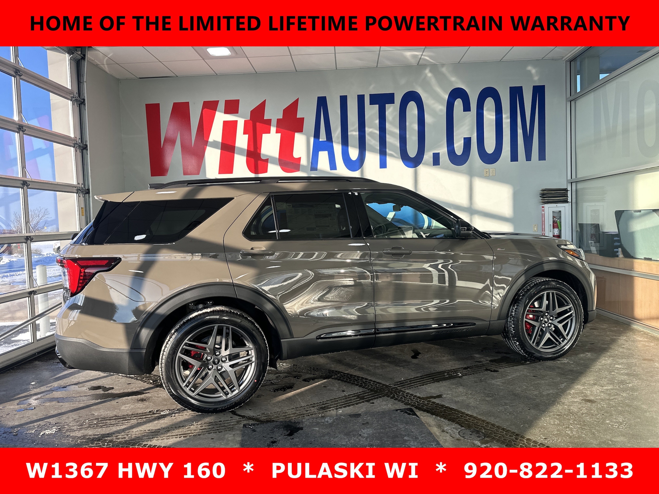 2026 Ford Explorer ST-LINE's photo