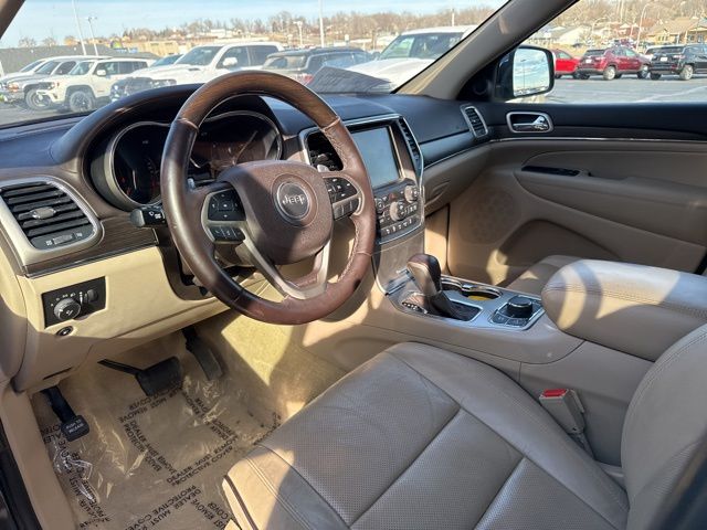 Used 2017 Jeep Grand Cherokee Overland with VIN 1C4RJFCG8HC955347 for sale in Carroll, IA