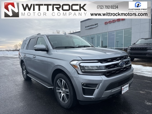 2022 Ford Expedition Limited's photo