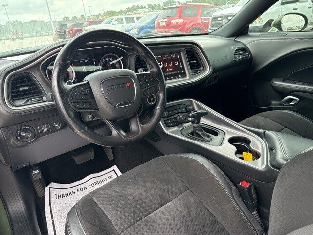 2022 Dodge Challenger R/T photo 2