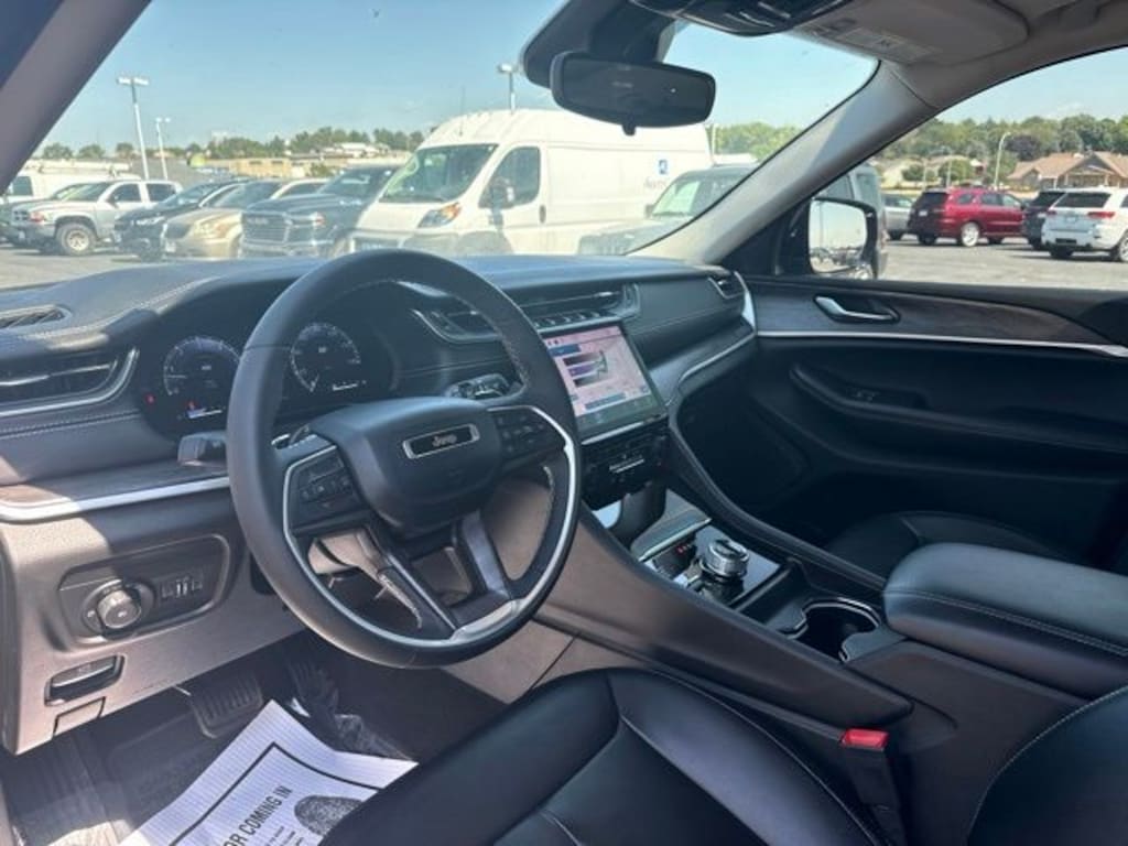 Used 2024 Jeep Grand Cherokee L Limited SUV