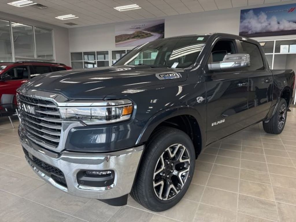 New 2026 Ram 1500 LARAMIE CREW CAB 4X4 5'7 BOX Pickup