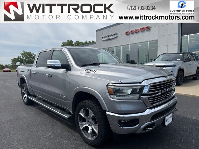 2022 RAM 1500 Laramie 4x4 Crew Cab 5'7's photo