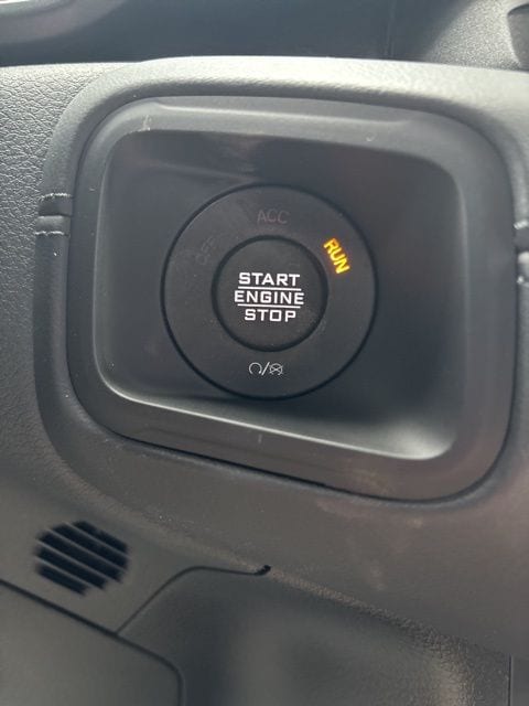 2026 Jeep Wrangler 4-Door Sahara - Photo 27