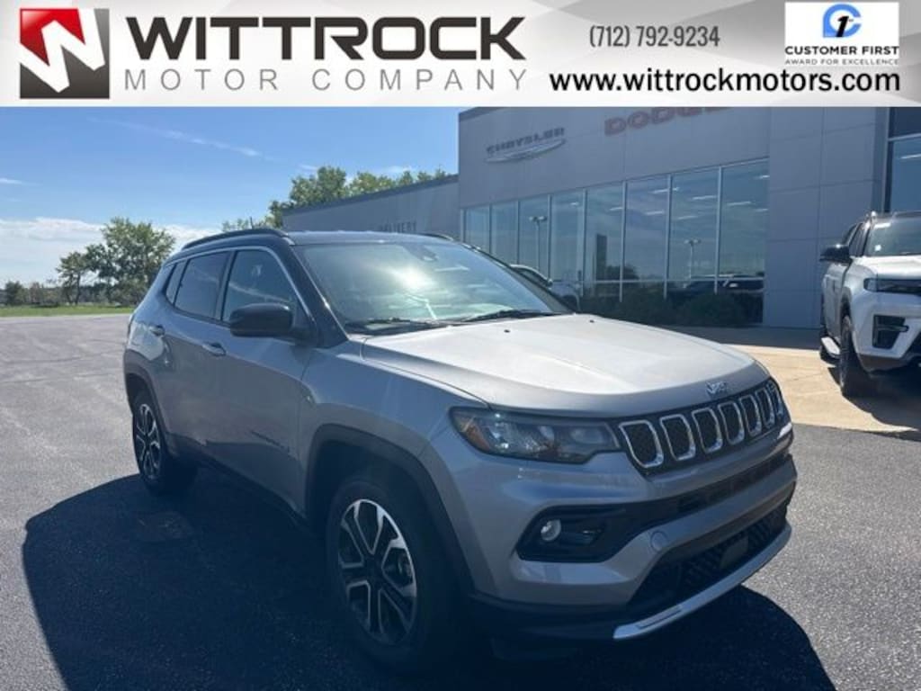 Used 2024 Jeep Compass Limited SUV