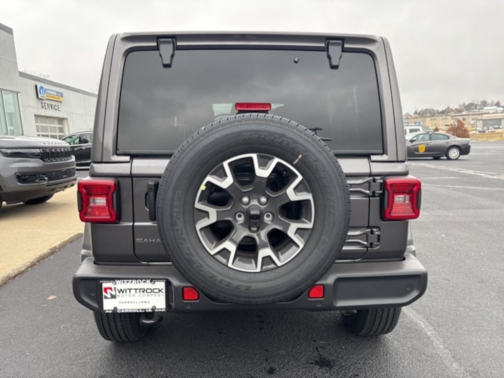 New 2026 Jeep Wrangler 4-DOOR SAHARA Sport Utility