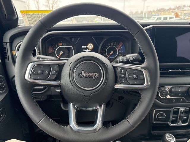 2026 Jeep Wrangler 4-Door Sahara - Photo 17
