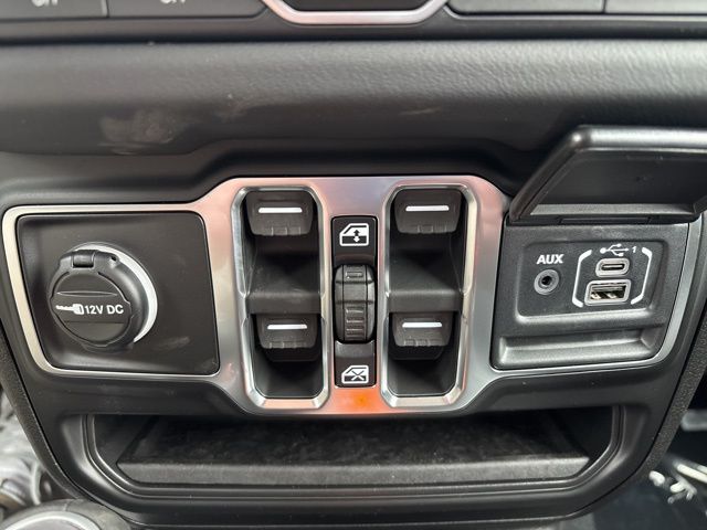2026 Jeep Wrangler 4-Door Sahara - Photo 22
