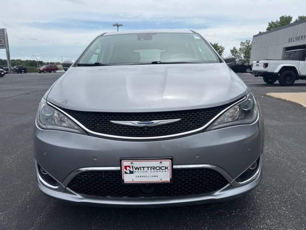 Used 2019 Chrysler Pacifica Touring Plus Van Passenger Van