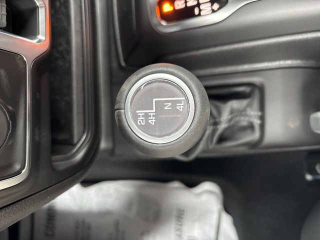2026 Jeep Wrangler 4-Door Sahara - Photo 23