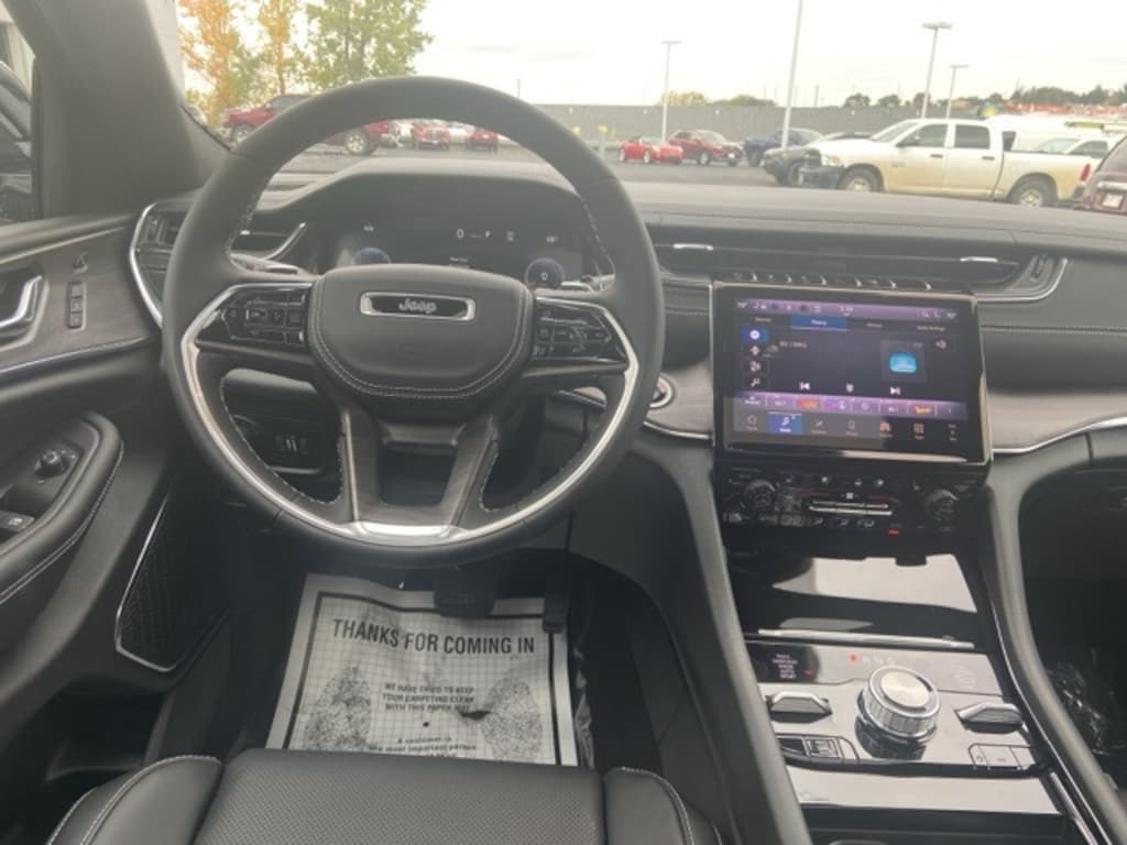 New 2025 Jeep Grand Cherokee L OVERLAND 4X4 Sport Utility