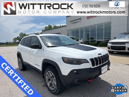 Used 2022 Jeep Cherokee Trailhawk SUV for Sale in Carroll, IA