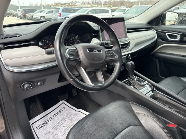 2022 Jeep Compass Limited photo 2