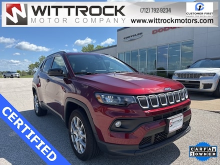Used 2022 Jeep Compass Latitude Lux SUV for Sale in Carroll, IA