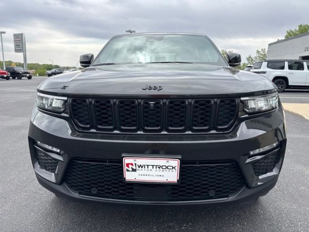 Used 2023 Jeep Grand Cherokee Limited SUV