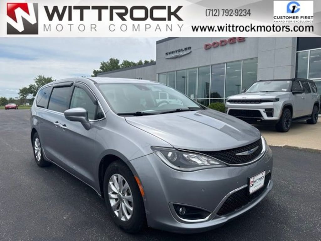Used 2019 Chrysler Pacifica Touring Plus Van Passenger Van