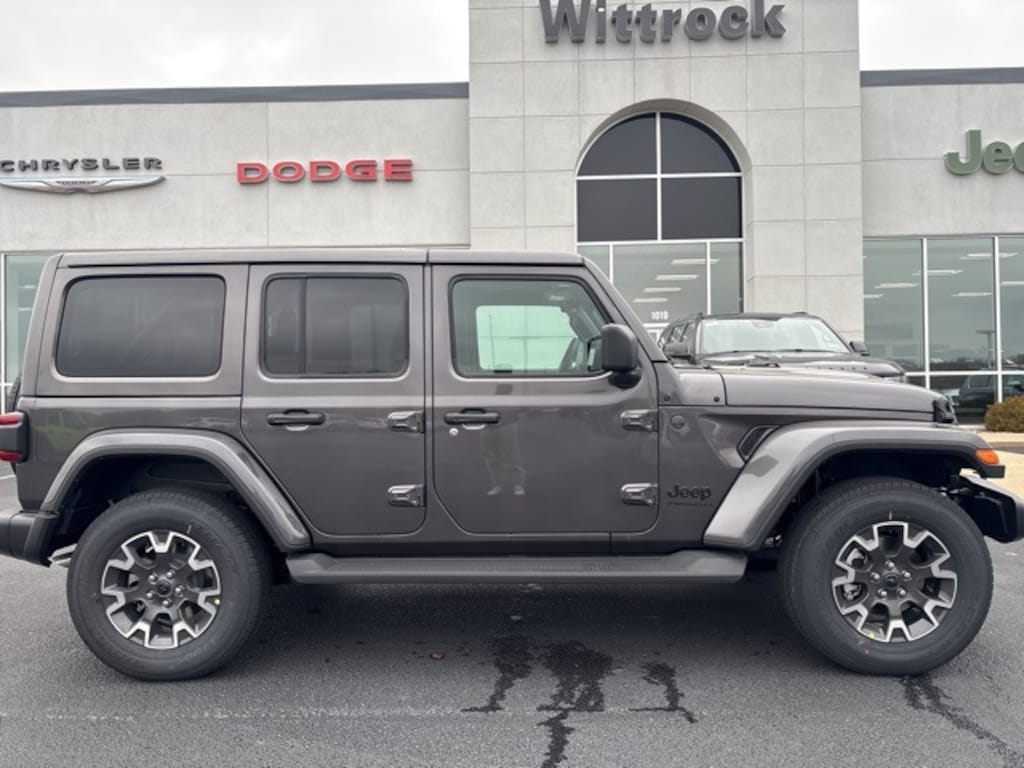 New 2026 Jeep Wrangler 4-DOOR SAHARA Sport Utility