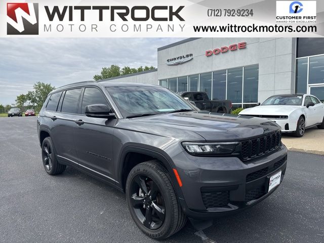 2023 Jeep Grand Cherokee L Altitude X 4x4's photo
