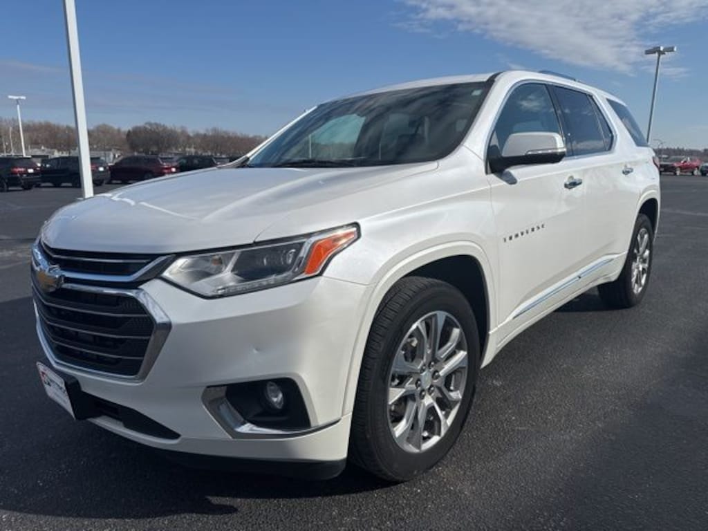 Used 2021 Chevrolet Traverse Premier SUV