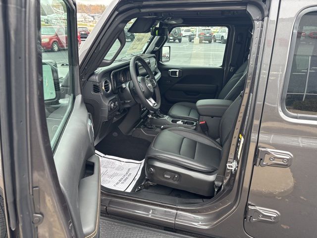 2026 Jeep Wrangler 4-Door Sahara - Photo 14