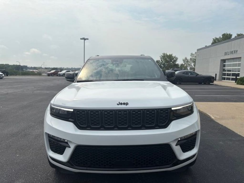 Used 2025 Jeep Grand Cherokee Summit Reserve SUV
