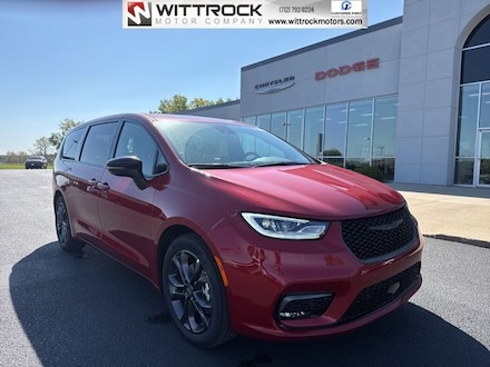 2026 Chrysler Pacifica SELECT Passenger Van