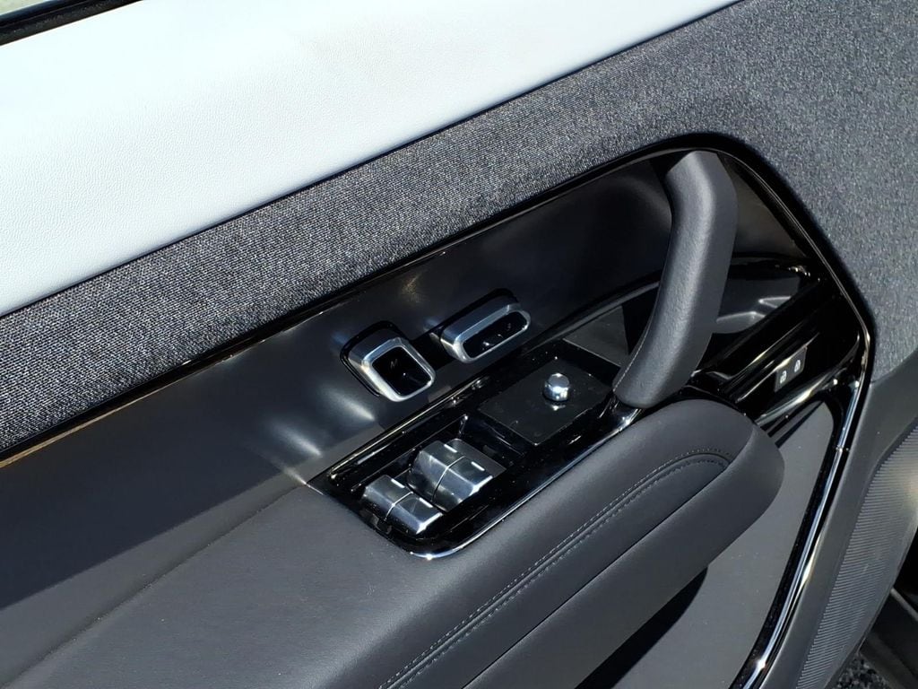 2025 Land Rover Range Rover Sport Dynamic SE - Photo 11