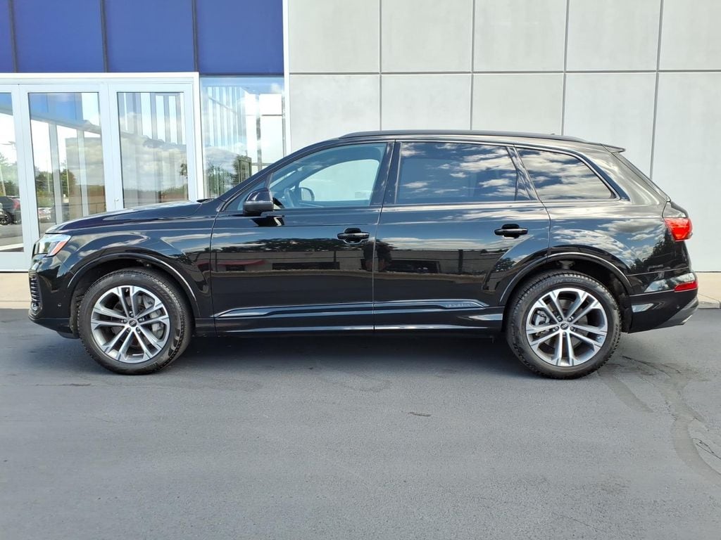 Used 2025 Audi Q7 45 Premium Plus SUV