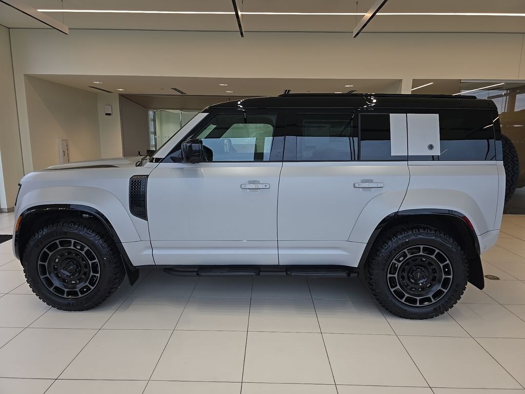 New 2026 Land Rover Defender 110 Octa SUV