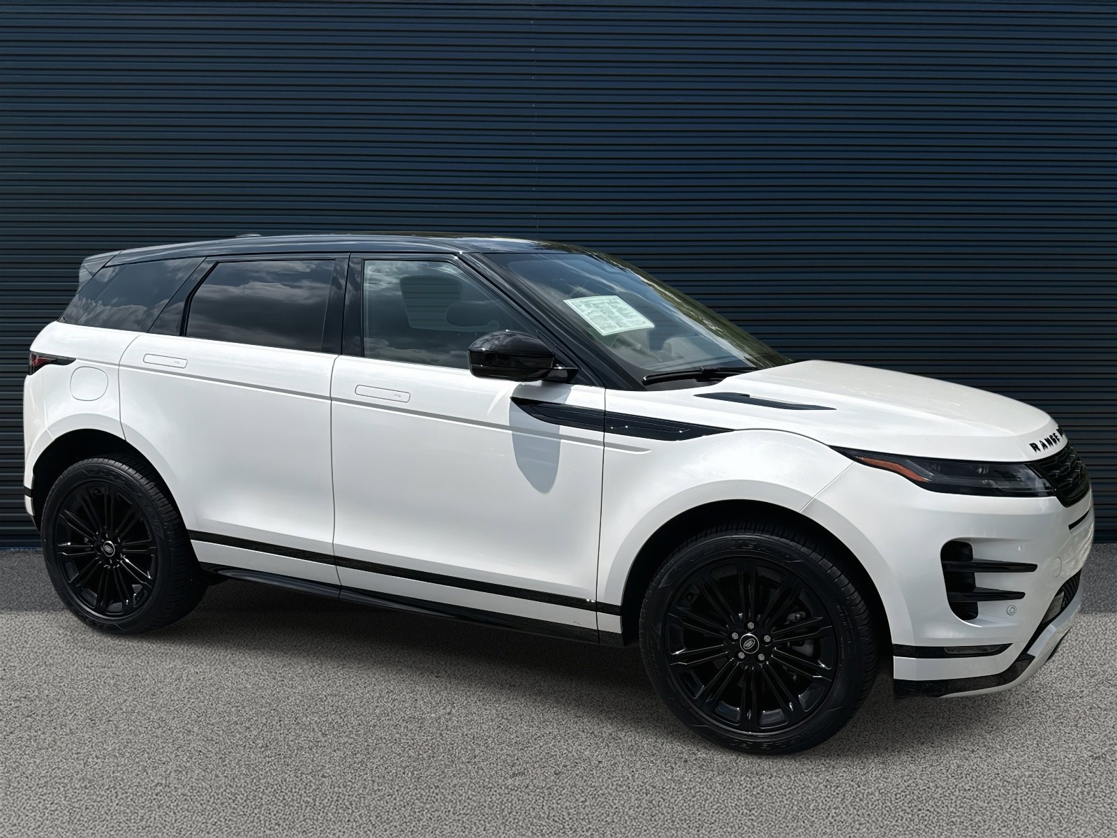 2024 Land Rover Range Rover Evoque SE Dynamic Dynamic SE photo 3