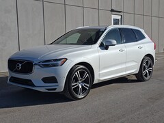 2018 Volvo XC60 Momentum SUV
