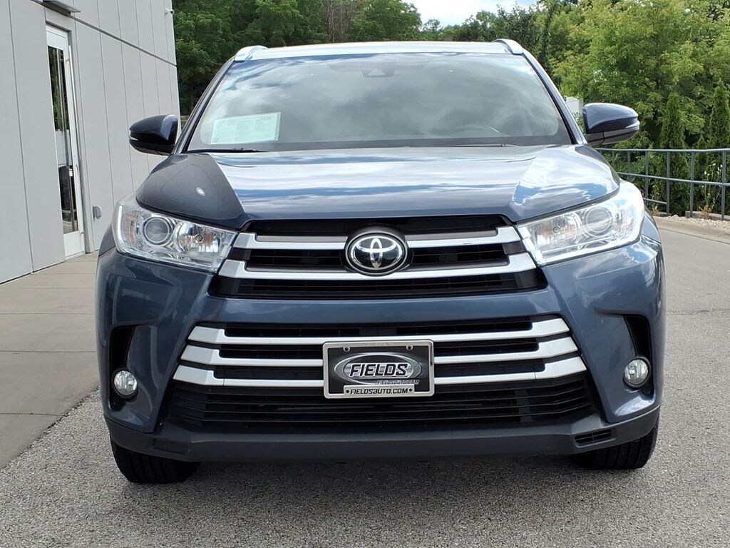 Used 2017 Toyota Highlander XLE SUV