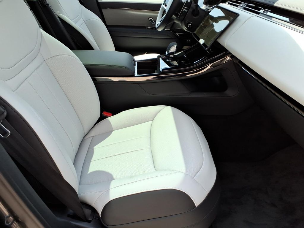 2025 Land Rover Range Rover Sport Dynamic SE - Photo 7