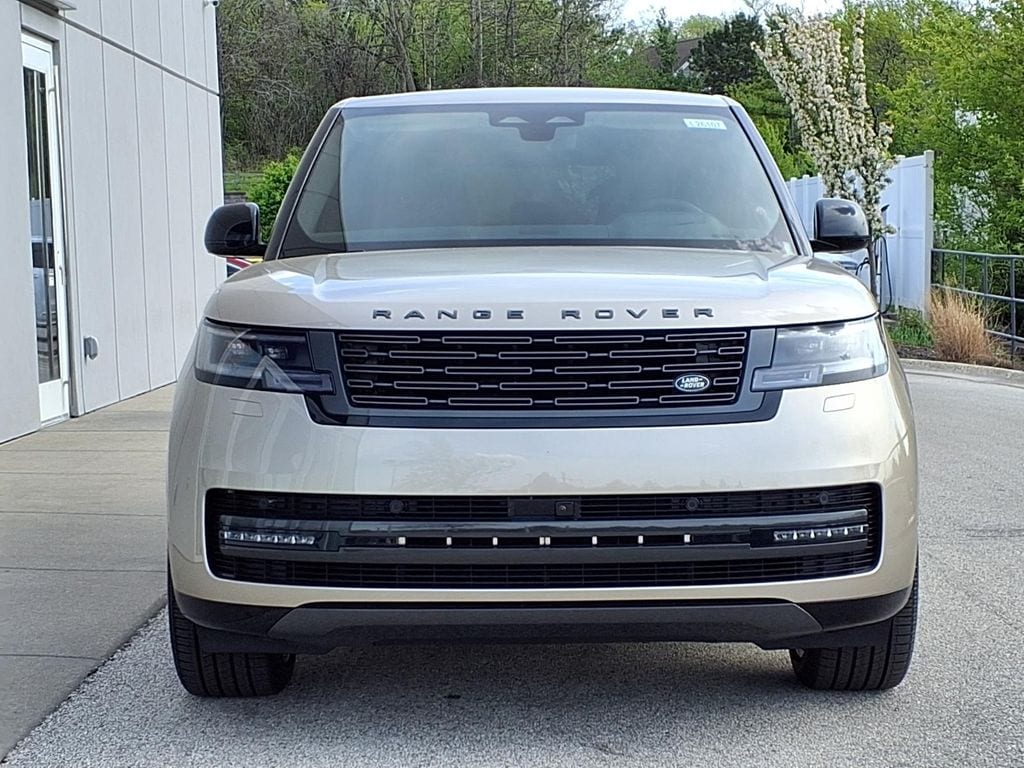New 2026 Land Rover Range Rover SE 7 Seats SUV