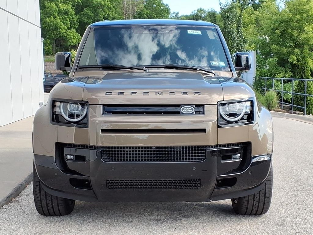 New 2026 Land Rover Defender 110 X-Dynamic SE SUV