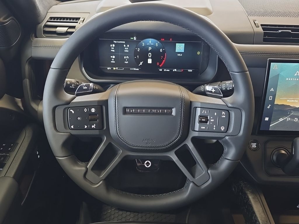 2026 Land Rover Defender OCTA - Photo 16
