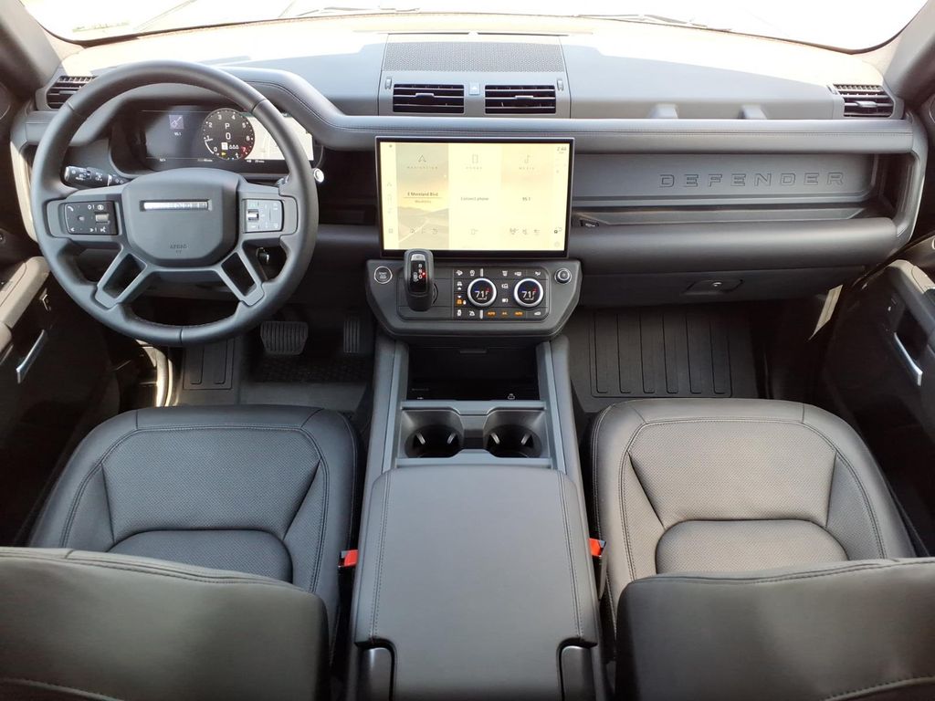2026 Land Rover Defender S - Photo 9