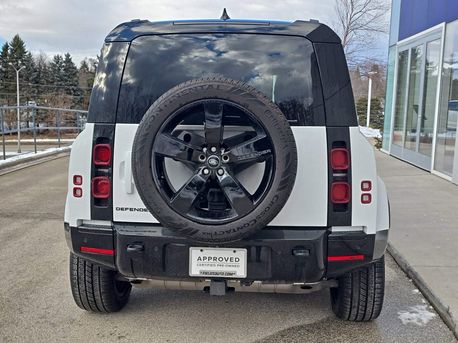 View vehicle photo 4