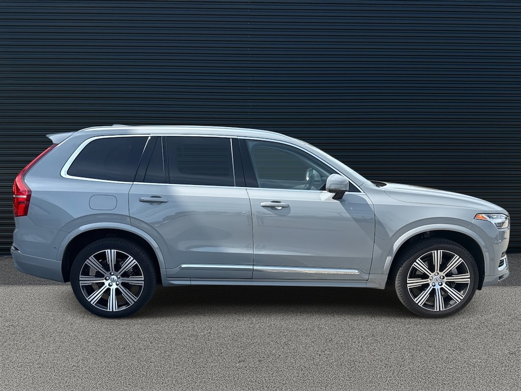 Used 2025 Volvo XC90 Plug-In Hybrid Plus SUV